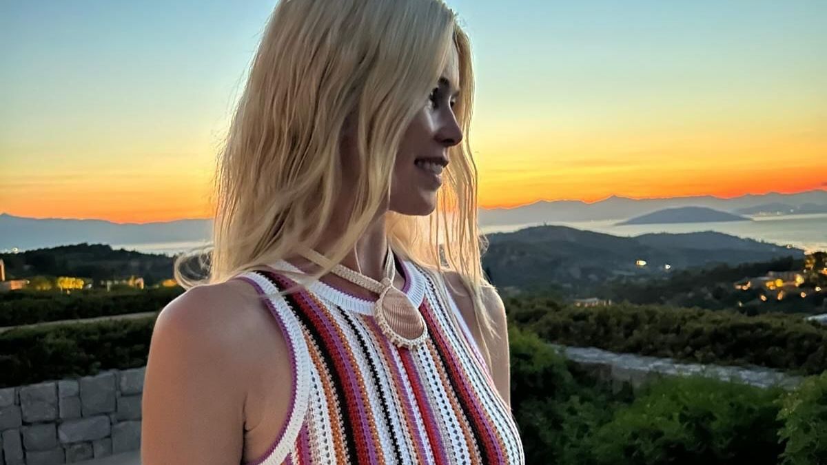Claudia Schiffer: «Η Ελλάδα είναι απλά πανέμορφη» – Το supermodel των ’90s απολαμβάνει τις διακοπές του στην Αργολίδα 1