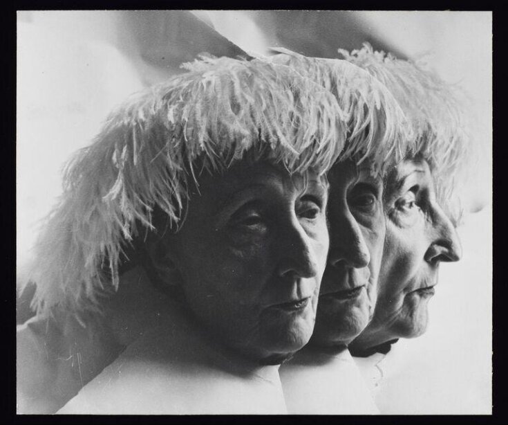 Dame Edith Sitwell: Η ποιήτρια με τα κοσμήματα, τα φτερά και τα τουρμπάνια 2