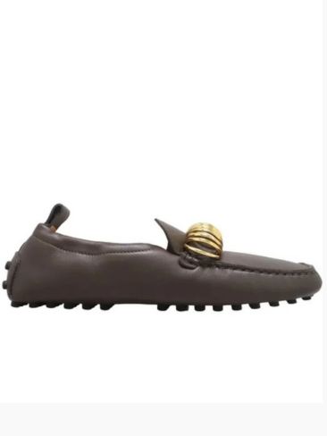 Loafers: Η «ήσυχη» πολυτέλεια του in-between, εκεί όπου η άνεση συναντά την κομψότητα 2