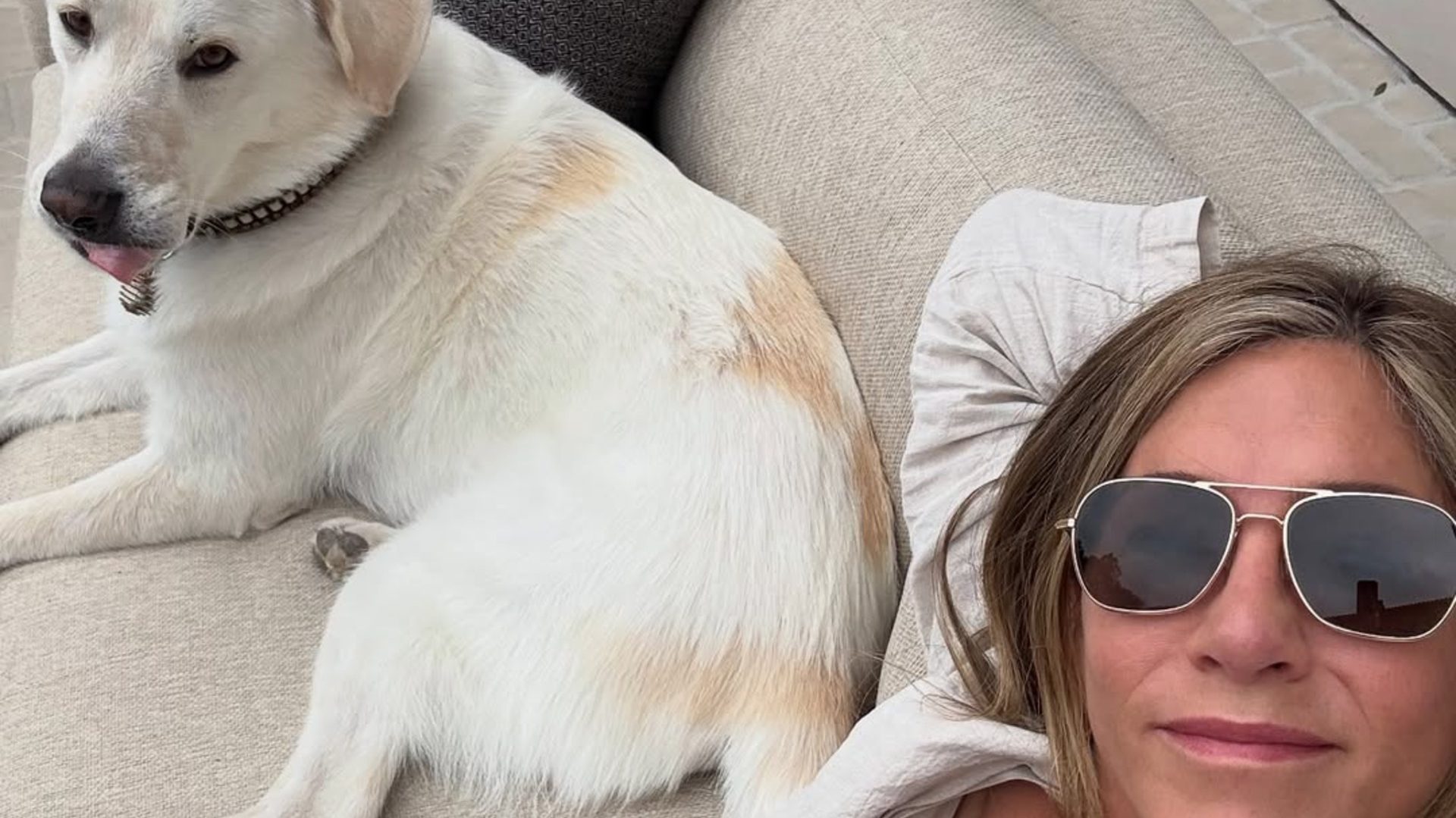 Jennifer Aniston: Λατρέψαμε το “brouge” μανικιούρ της 1