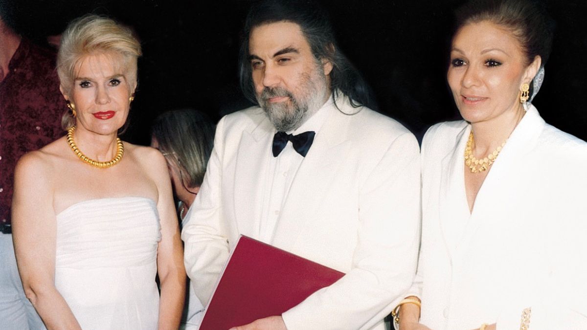 Μια βραδιά στο Ηρώδειο- Η Μαριάννα Βαρδινογιάννη με τη σύζυγο του τελευταίου Σάχη της Περσίας, Φαράχ Παβλαβί 1