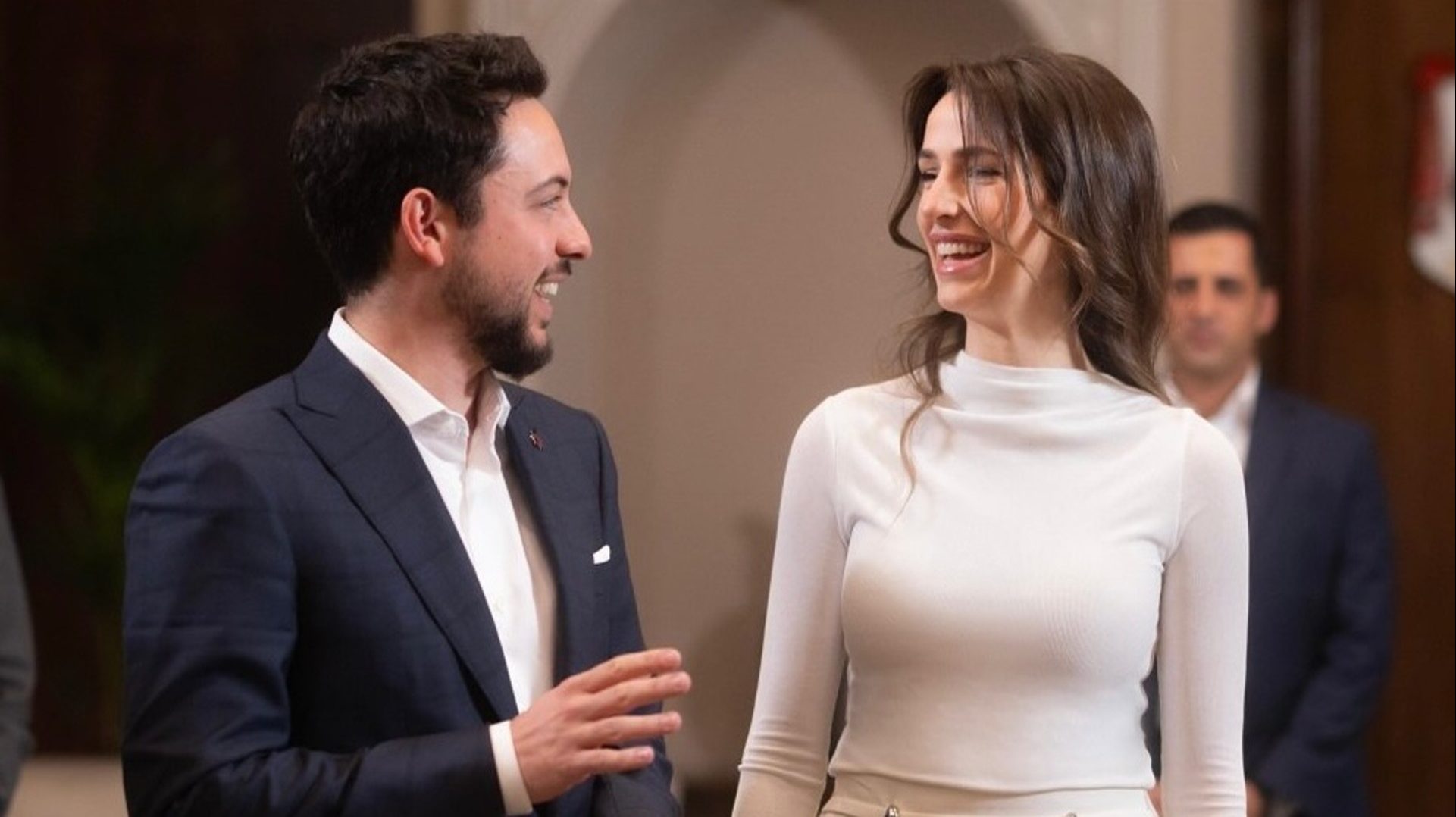 Πριγκίπισσα Rajwa & Πρίγκιπας Al Hussein: Έλαβαν μία τιμητική διάκριση και πόζαραν μαζί 1