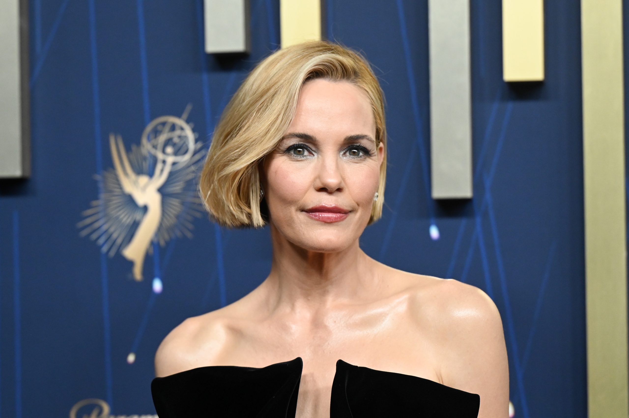 Emmy Awards 2025: Τα πιο λαμπερά beauty looks της βραδιάς 6