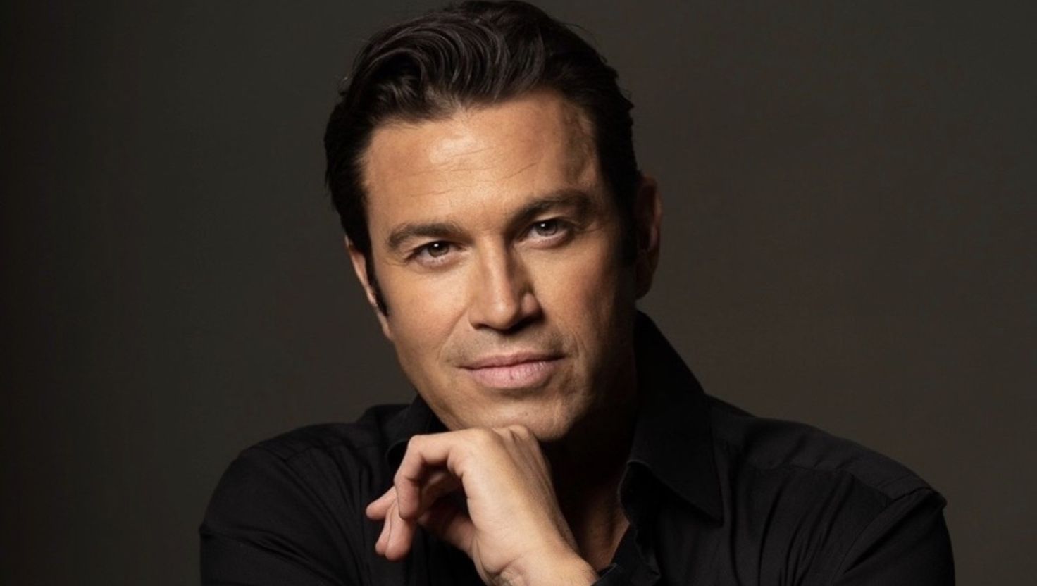 Ο Μάριος Φραγκούλης τιμά τα 100 Χρόνια του Οικουμενικού Μίκη Θεοδωράκη στο Ωδείο Ηρώδου Αττικού 1