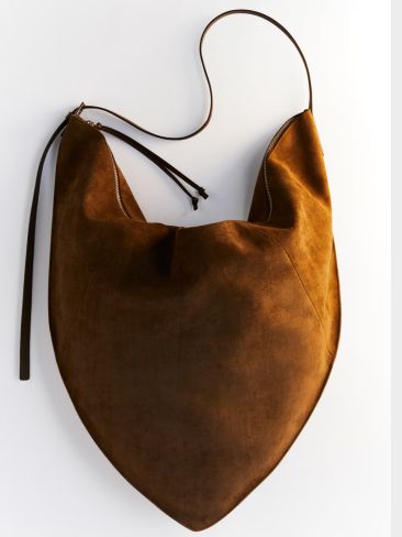 Suede τσάντες: Βρήκαμε τις ωραιότερες της νέας σεζόν 7