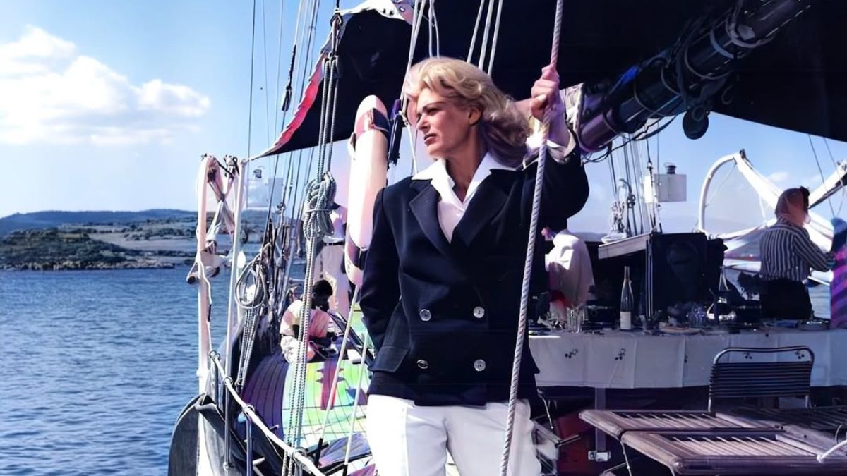 So very chic: Η Μελίνα Μερκούρη με μοναδικό στυλ εν πλω, τη δεκαετία του ‘60 1