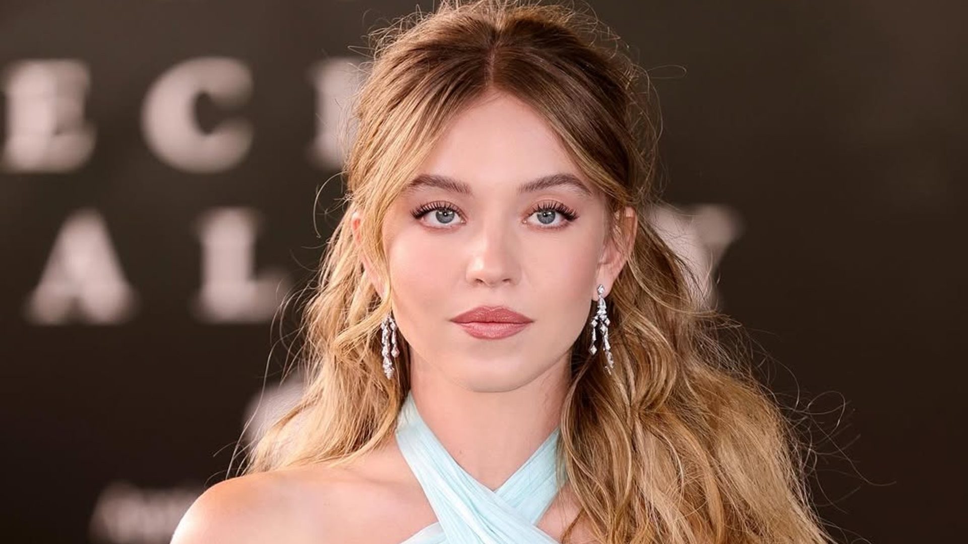 Κάντε upgrade στο φθινοπωρινό σας μανικιούρ αντλώντας έμπνευση από τα nail looks των σταρ 1