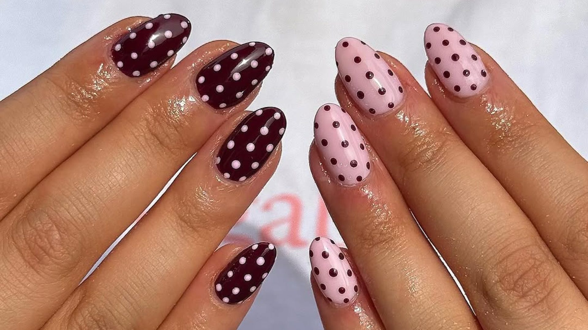 Τα nail designs σε ροζ τόνους που αξίζει να μπουν στη must-try λίστα σας 1