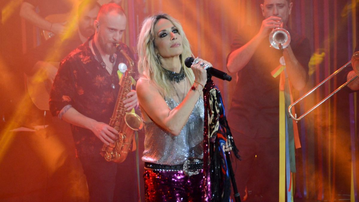 «Είμαι αγνή, χωρίς ουσίες»: Η συγκλονιστική εξομολόγηση της Άννας Βίσση μετά τις θρυλικές συναυλίες της 1