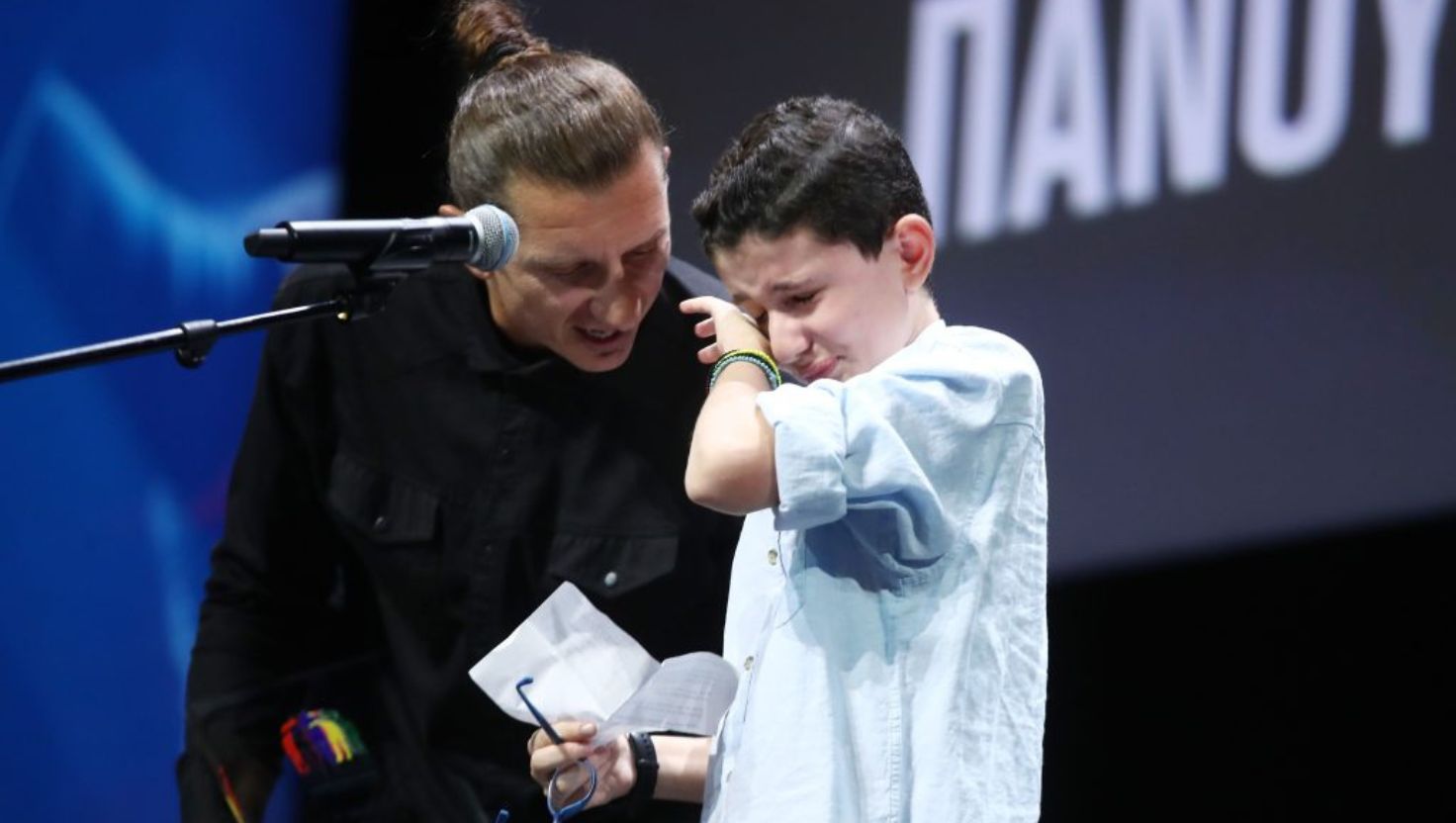 Βραβεία ΠΣΑΠΠ- Η συγκλονιστική ομιλία του μικρού Μιχαήλ που νίκησε τον καρκίνο 1