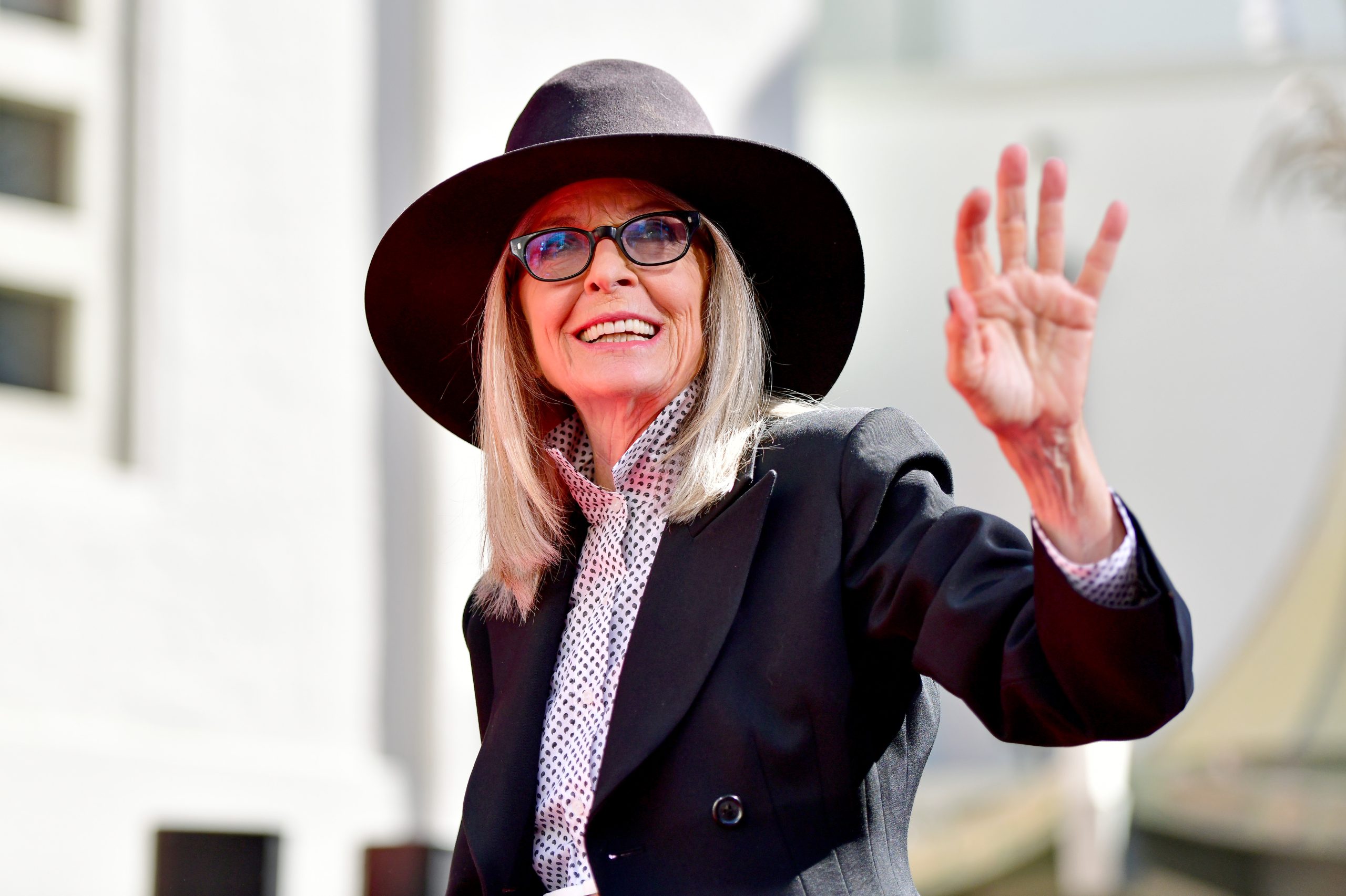 Diane Keaton: Η σχέση της με τον Woody Allen, η μητρότητα μετά τα 50 και οι αξέχαστοι ρόλοι της βραβευμένης σταρ 1