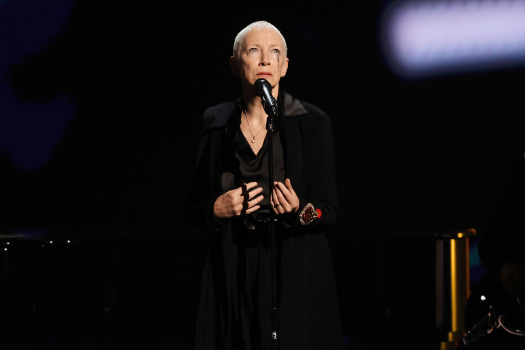 Η Annie Lennox διαγνώστηκε στα 70 με ΔΕΠΥ – Γιατί είναι τόσο δύσκολο να διαγνωστεί στις γυναίκες; 1