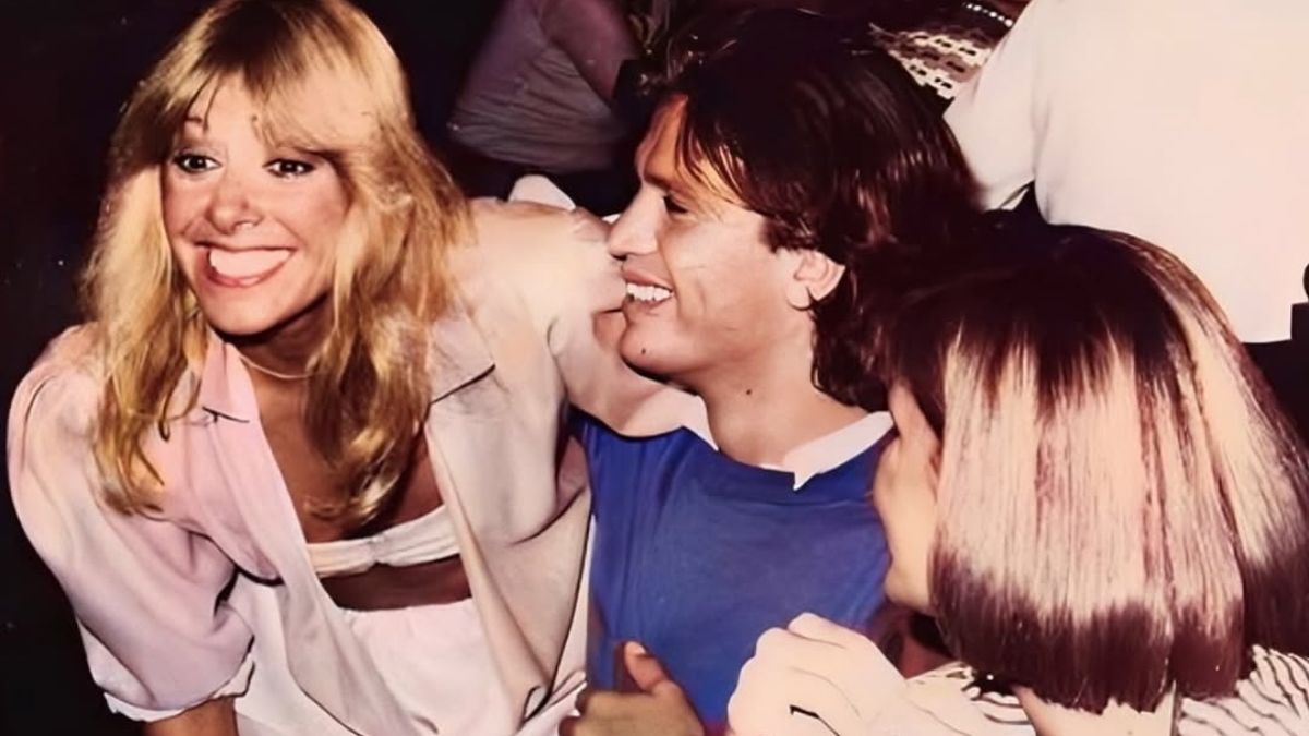 Μια βραδιά στην «Ανναμπέλλα»: Η Τζελσομίνα με τον Μπίλι Μπο και τη Λάουρα Ντε Νίγκρις σε νυχτερινό κέντρο του ’70 1