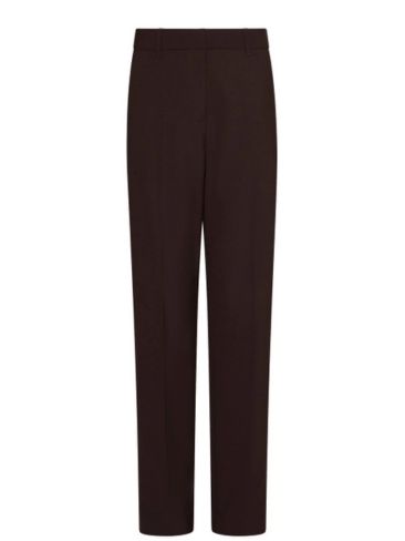 Χειμώνας 2025: Αυτές είναι οι αποχρώσεις που θα κυριαρχήσουν στη μόδα 19