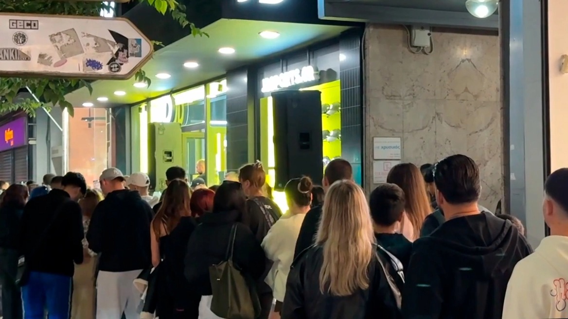 Ο ΛΕΞ «όρμησε» στη Θεσσαλονίκη – Ουρές για ένα καπέλο του με το χαρακτηριστικό «Θ» 3