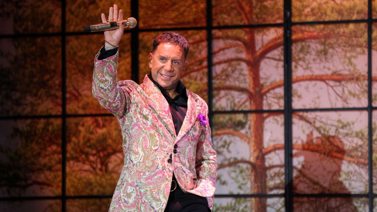 Γιώργος Μαζωνάκης: Η πρώτη του εμφάνιση στη σκηνή μετά την περιπέτεια με το Δρομοκαΐτειο 1