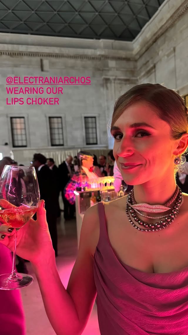 H Ευγενία και Ηλέκτρα Νιάρχου έκαναν αίσθηση στο Pink Ball του Βρετανικού Μουσείου 3