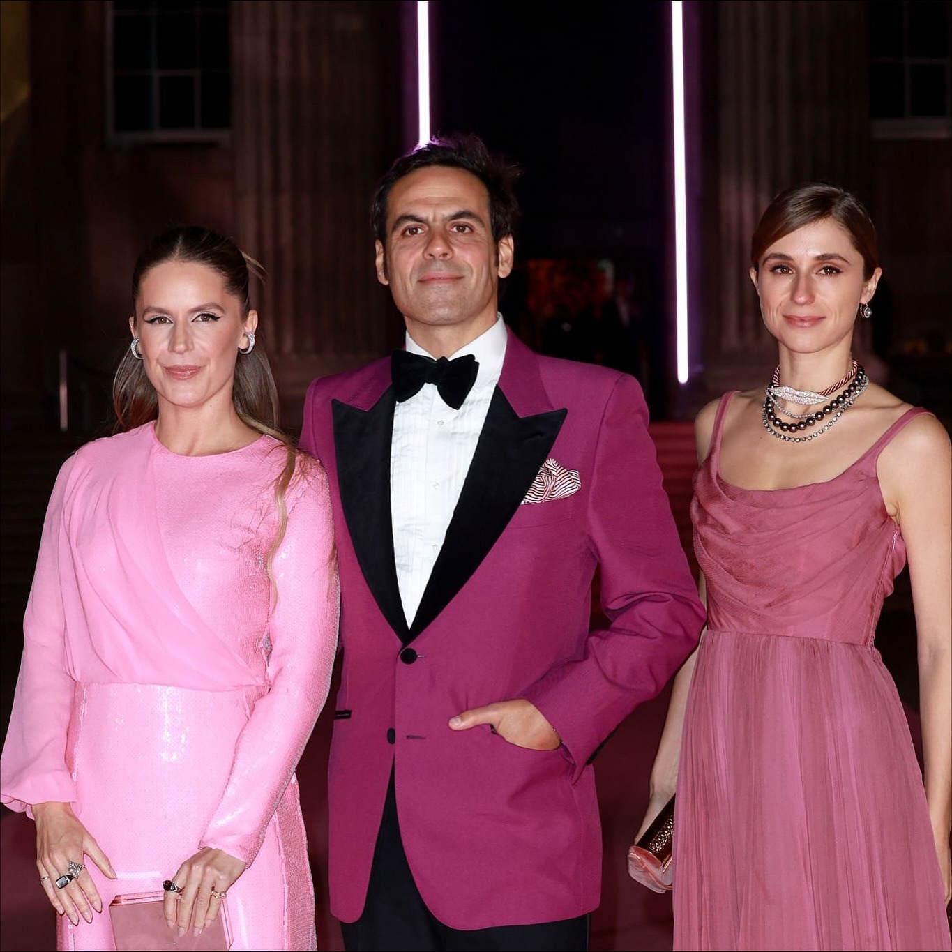 H Ευγενία και Ηλέκτρα Νιάρχου έκαναν αίσθηση στο Pink Ball του Βρετανικού Μουσείου 4