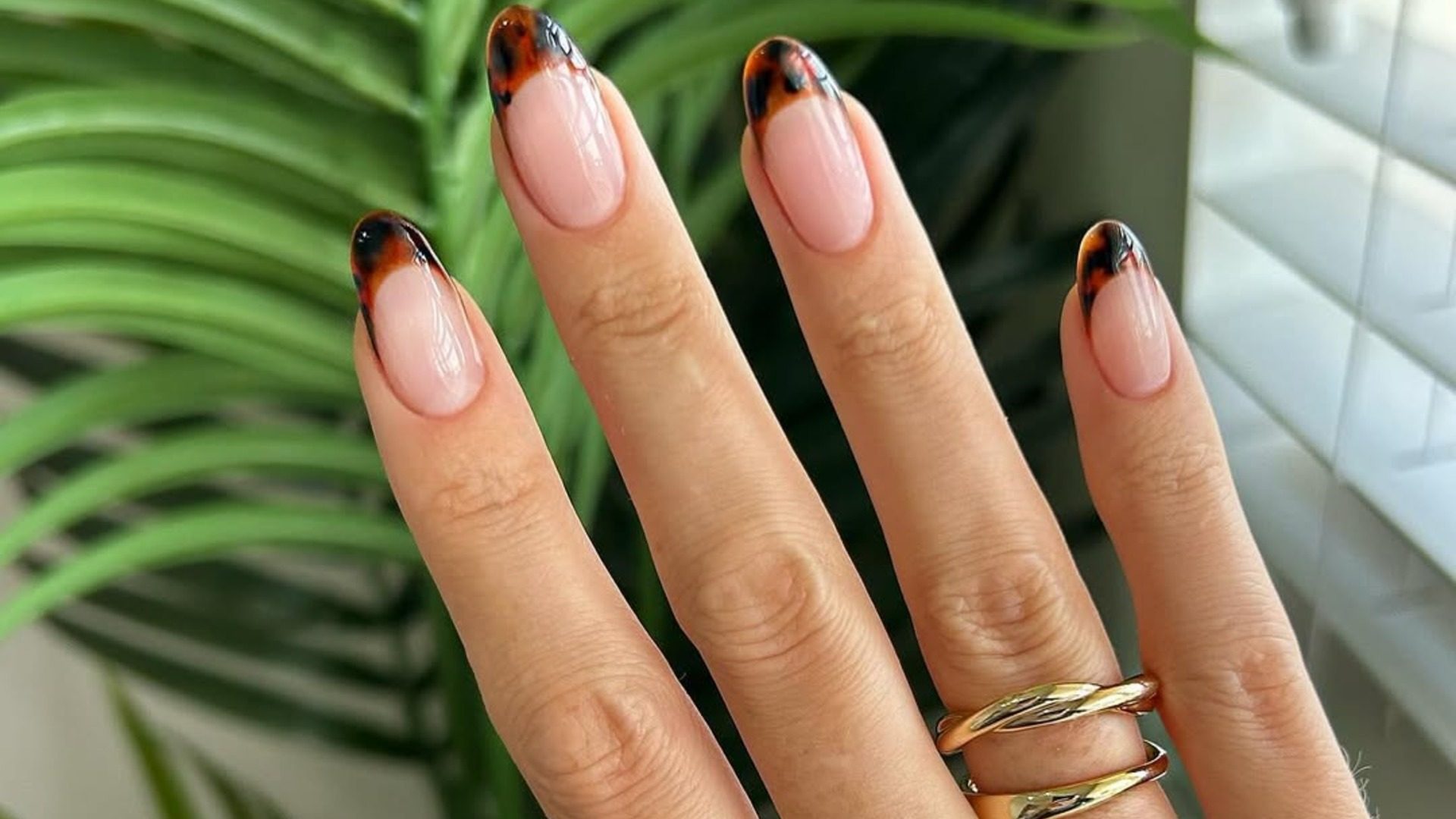 Αυτό είναι το nail design που θα βλέπετε παντού φέτος 1