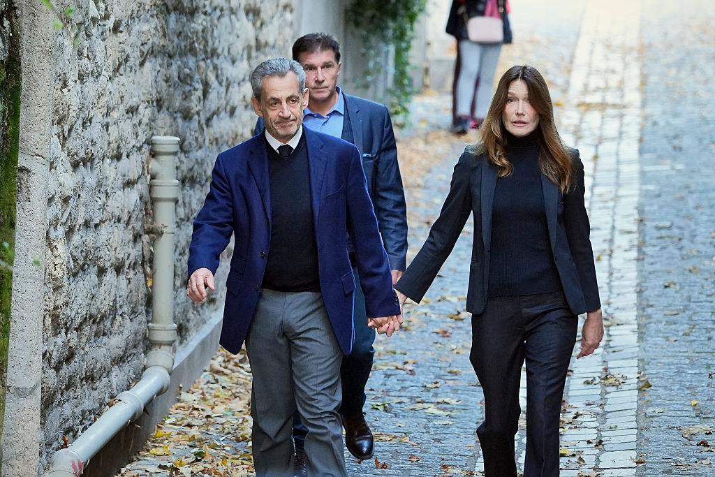 Οριστική καταδίκη για τον Nicolas Sarkozy: Το Ανώτατο Δικαστήριο απέρριψε την τελευταία έφεση