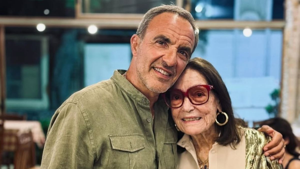 Νάνα Μούσχουρη & Νίκος Αλιάγας: Το συγκλονιστικό ντουέτο στη γαλλική τηλεόραση που συγκίνησε Ελλάδα και Γαλλία 1