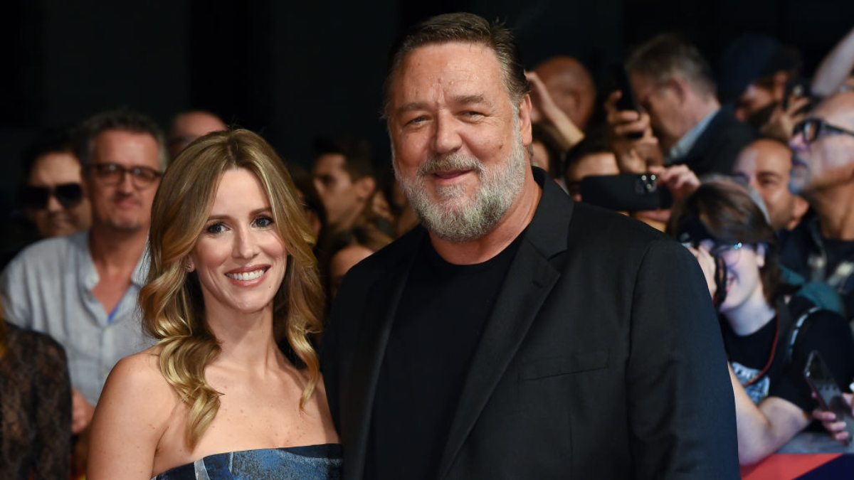 Ο Russell Crowe μιλά για τη μεγάλη διαφορά ηλικίας με τη σύντροφό του και για το ενδεχόμενο του γάμου