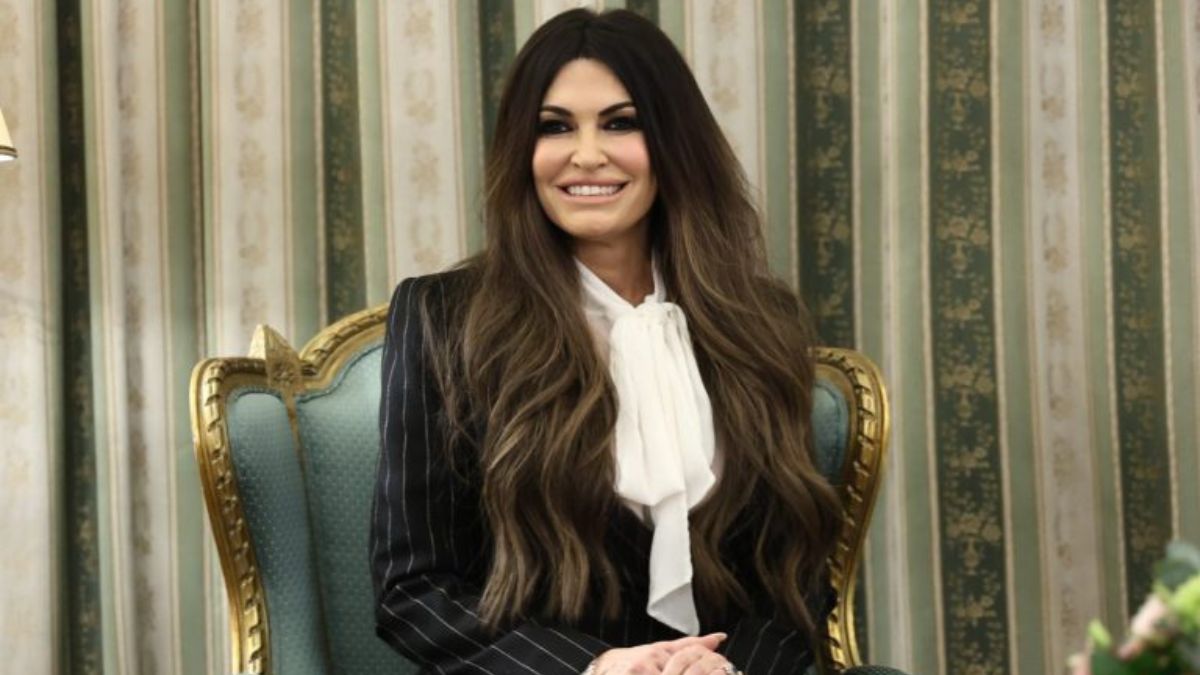Kimberly Guilfoyle: Η βραδινή της εμφάνιση σε εκδήλωση του Ιδρύματος Σταύρος Νιάρχος
