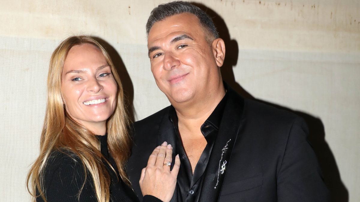 Αντώνης Ρέμος – Υβόννη Μπόσνιακ: Τα συγκινητικά λόγια αγάπης που αποκάλυψαν το βάθος της σχέσης τους