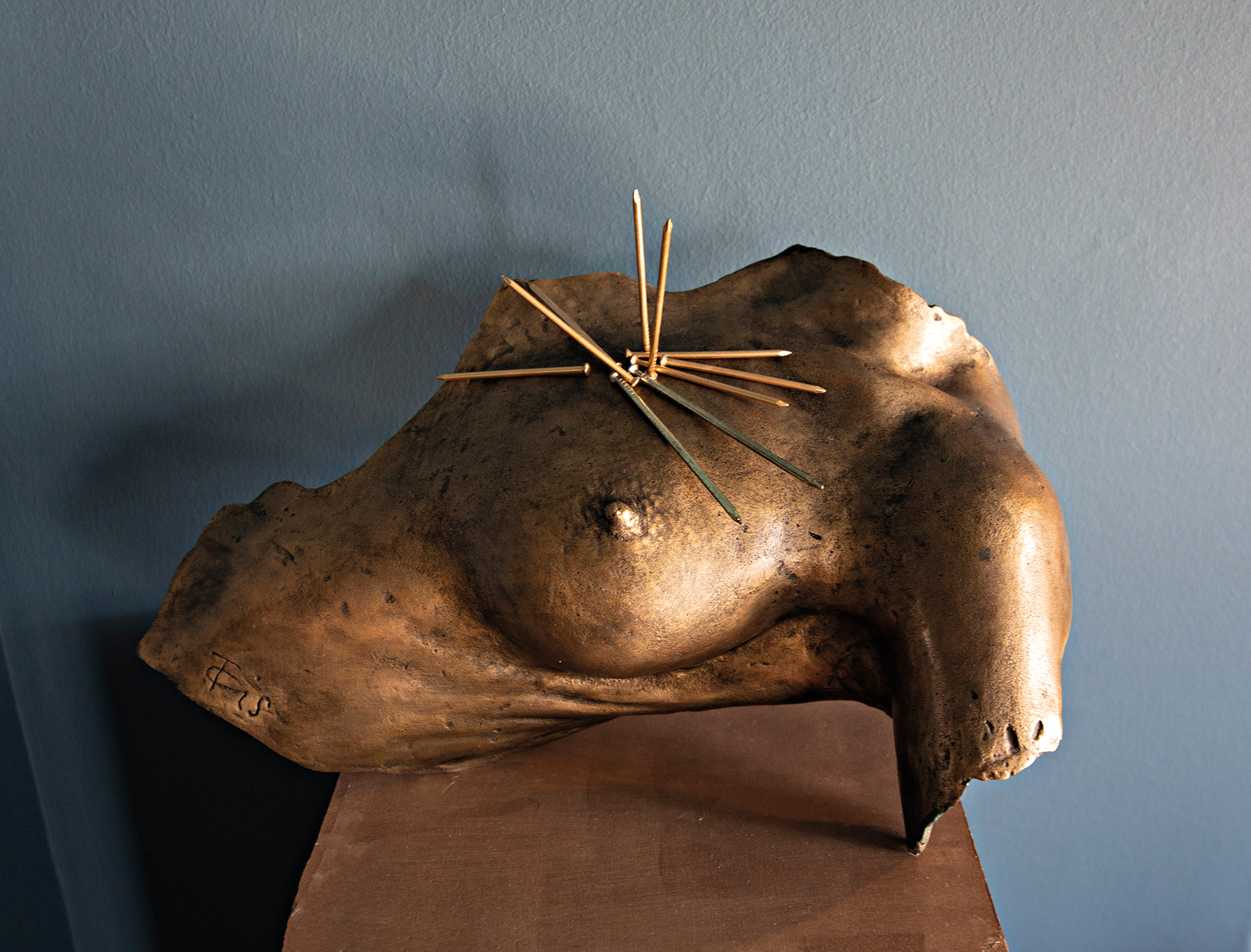 Ο Δημήτρης Μαστρόκαλος ανοίγει το σπίτι του και μιλά για το νέο του project, τη μόδα και την καλλιτεχνική έκφραση 5