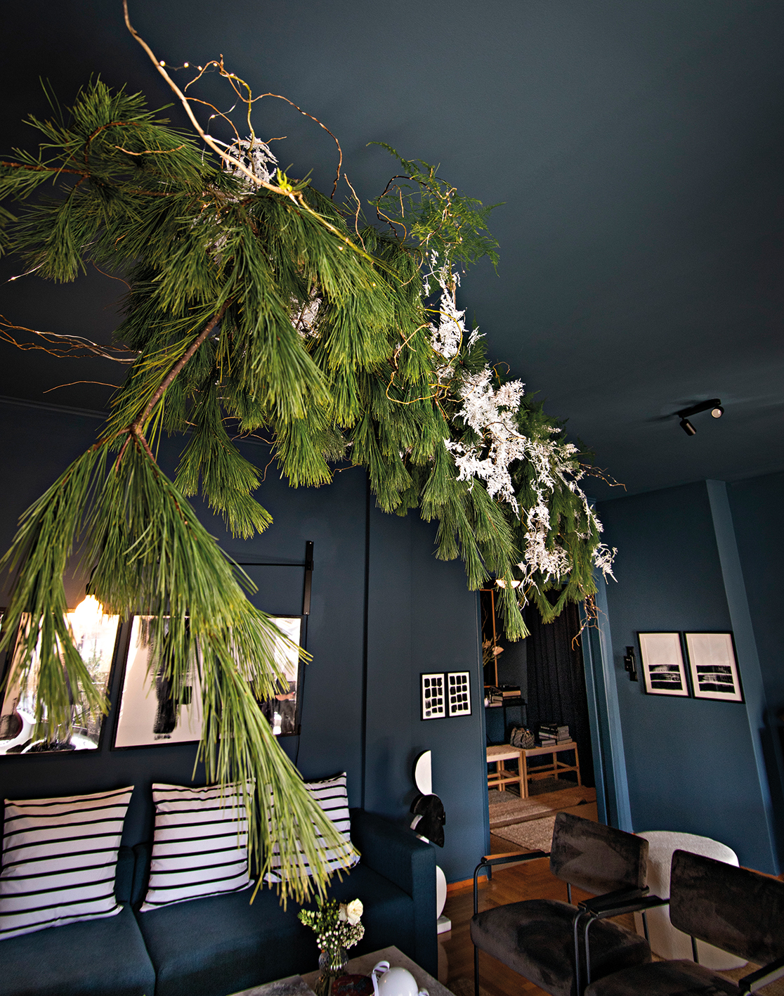 Ο Δημήτρης Μαστρόκαλος ανοίγει το σπίτι του και μιλά για το νέο του project, τη μόδα και την καλλιτεχνική έκφραση 4