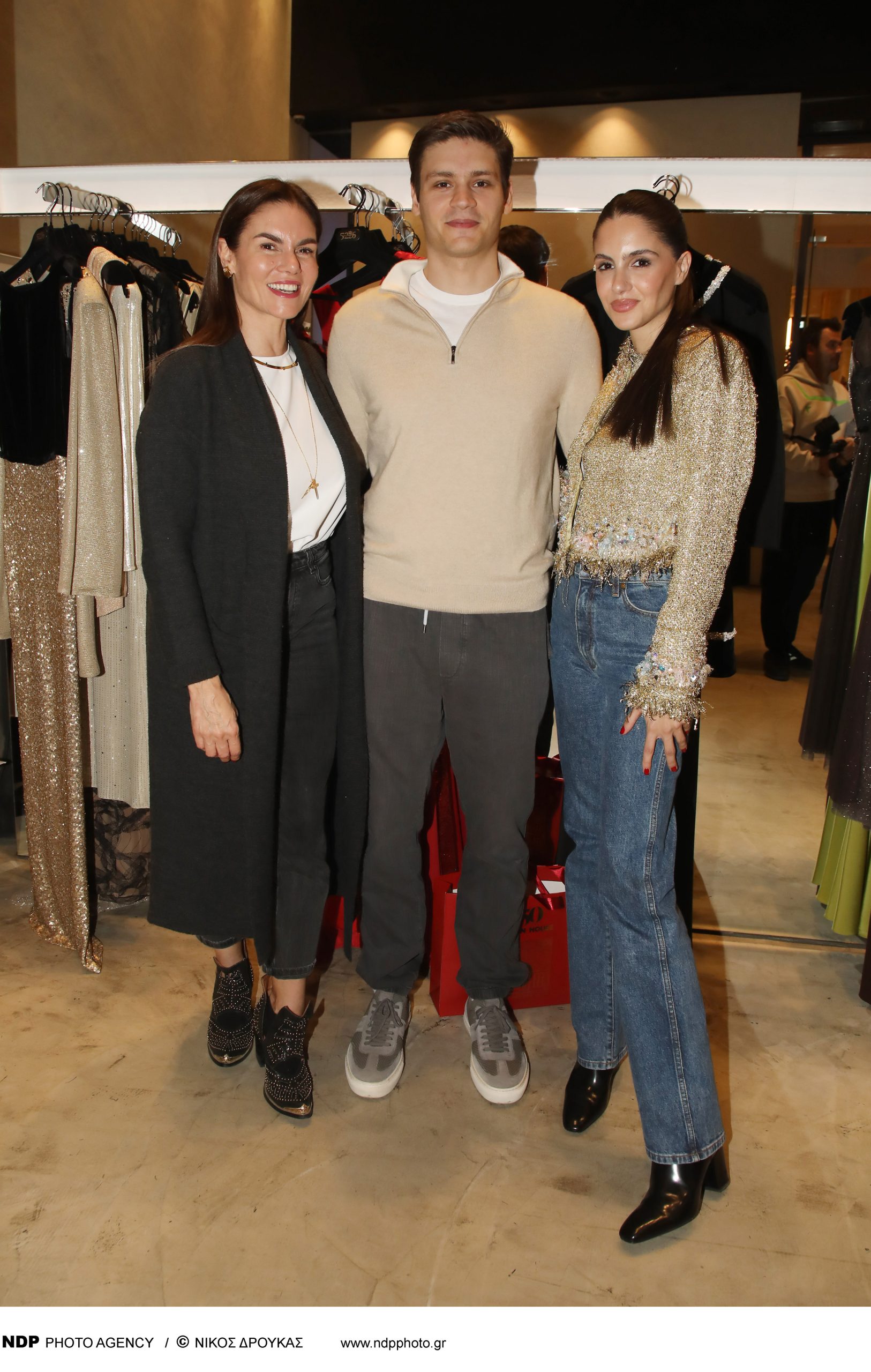 Η εγγονή του Ανδρέα Παπανδρέου, Φαίδρα, είναι ζευγάρι με τον Παναγιώτη Νίκα- Η συγκατοίκηση στην Αμερική 5