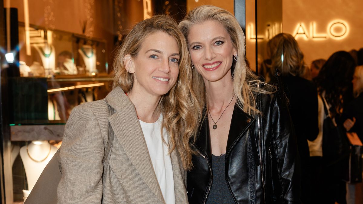 Χρυσή Βαρδινογιάννη & Αλεξία Αντσακλή-Βαρδινογιάννη: Η κομψή, casual εμφάνιση που έκλεψε τις εντυπώσεις στα βόρεια προάστια