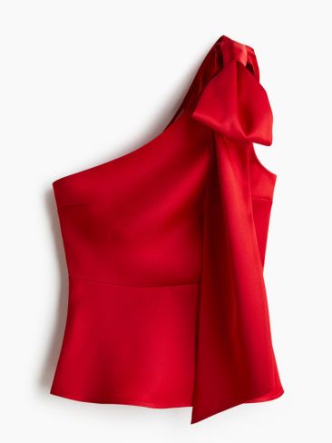 Red Alert: 10 κομμάτια για να ντυθείτε στην πιο φλογερή απόχρωση των γιορτών 2