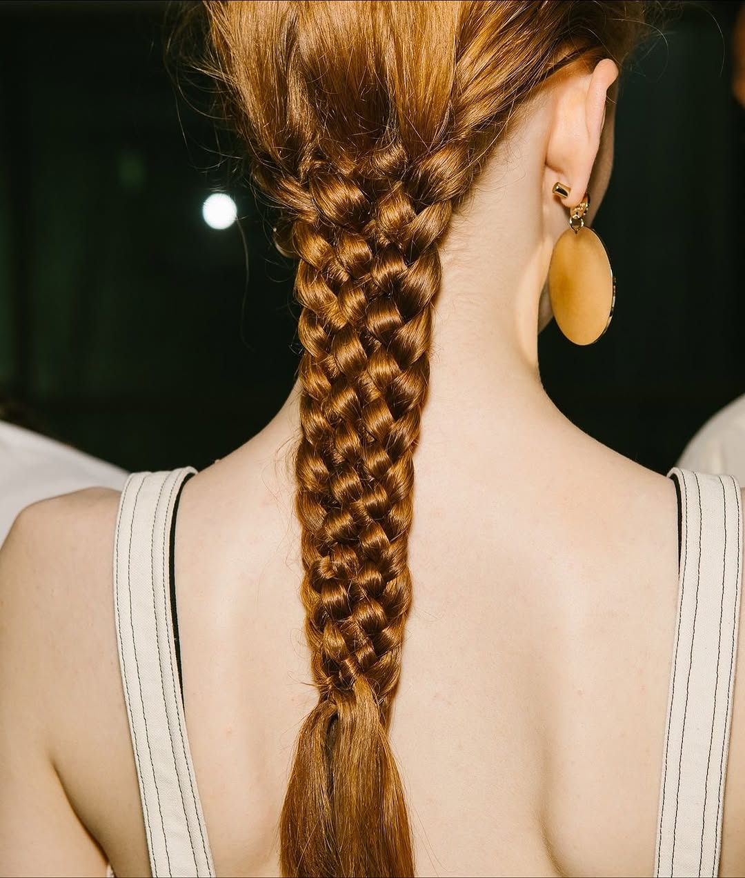 Πλεξίδες για τις γιορτές: 6 ιδέες που θα σας σώσουν την τελευταία στιγμή 4