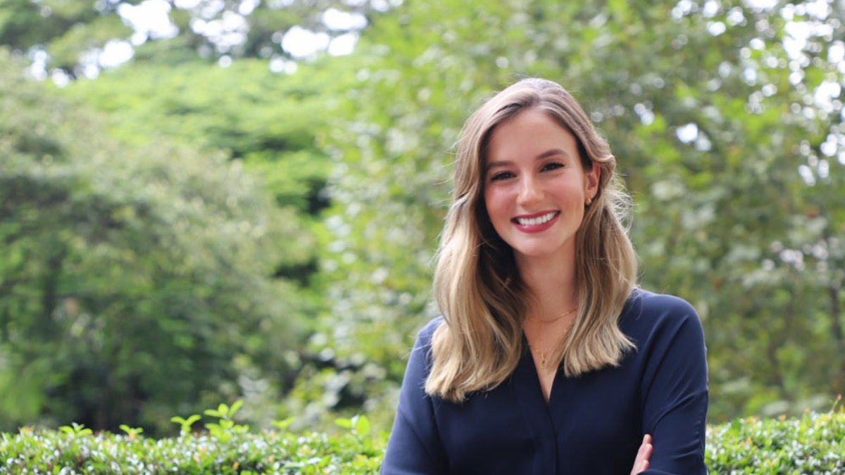 Πώς μια μπαλαρίνα έγινε η νεότερη αυτοδημιούργητη δισεκατομμυριούχος, ξεπερνώντας την Kylie Jenner