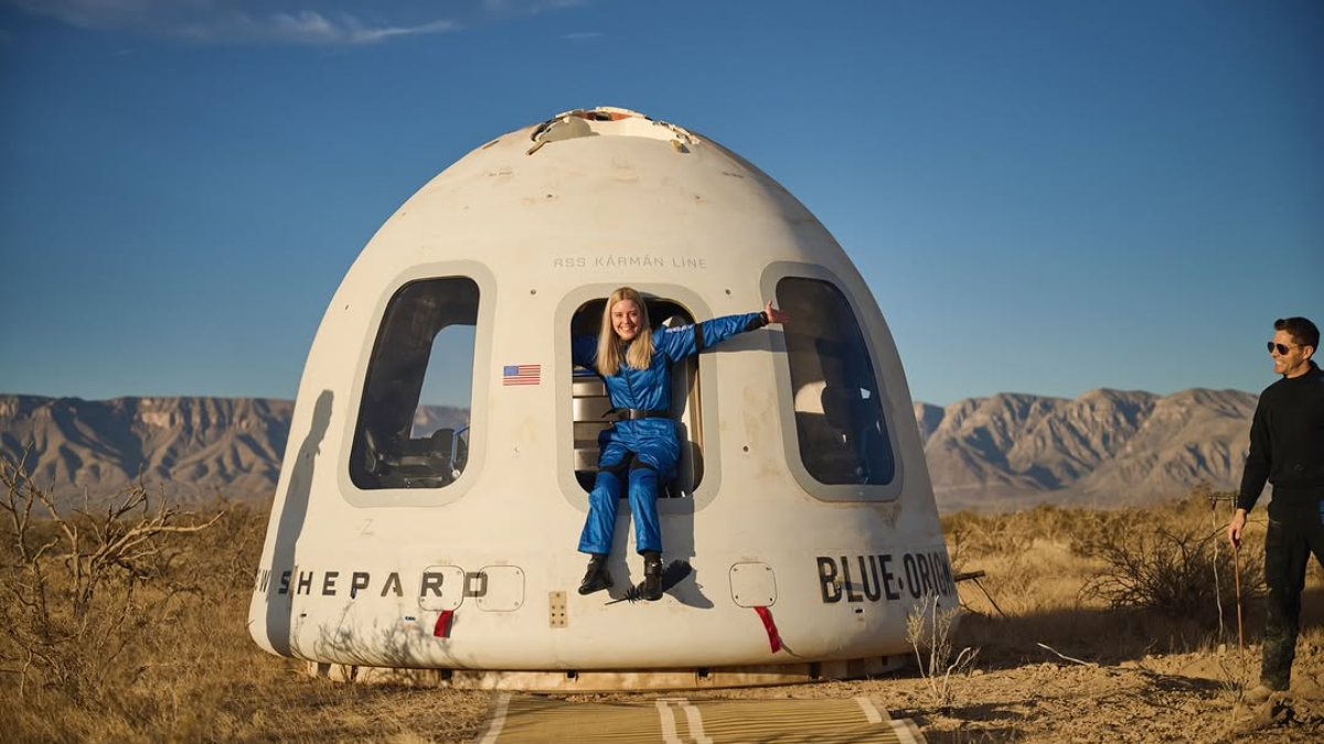 Γνωρίστε την Michaela Benthaus, τον πρώτο άνθρωπο με αναπηρικό αμαξίδιο που ταξίδεψε στο Διάστημα 1