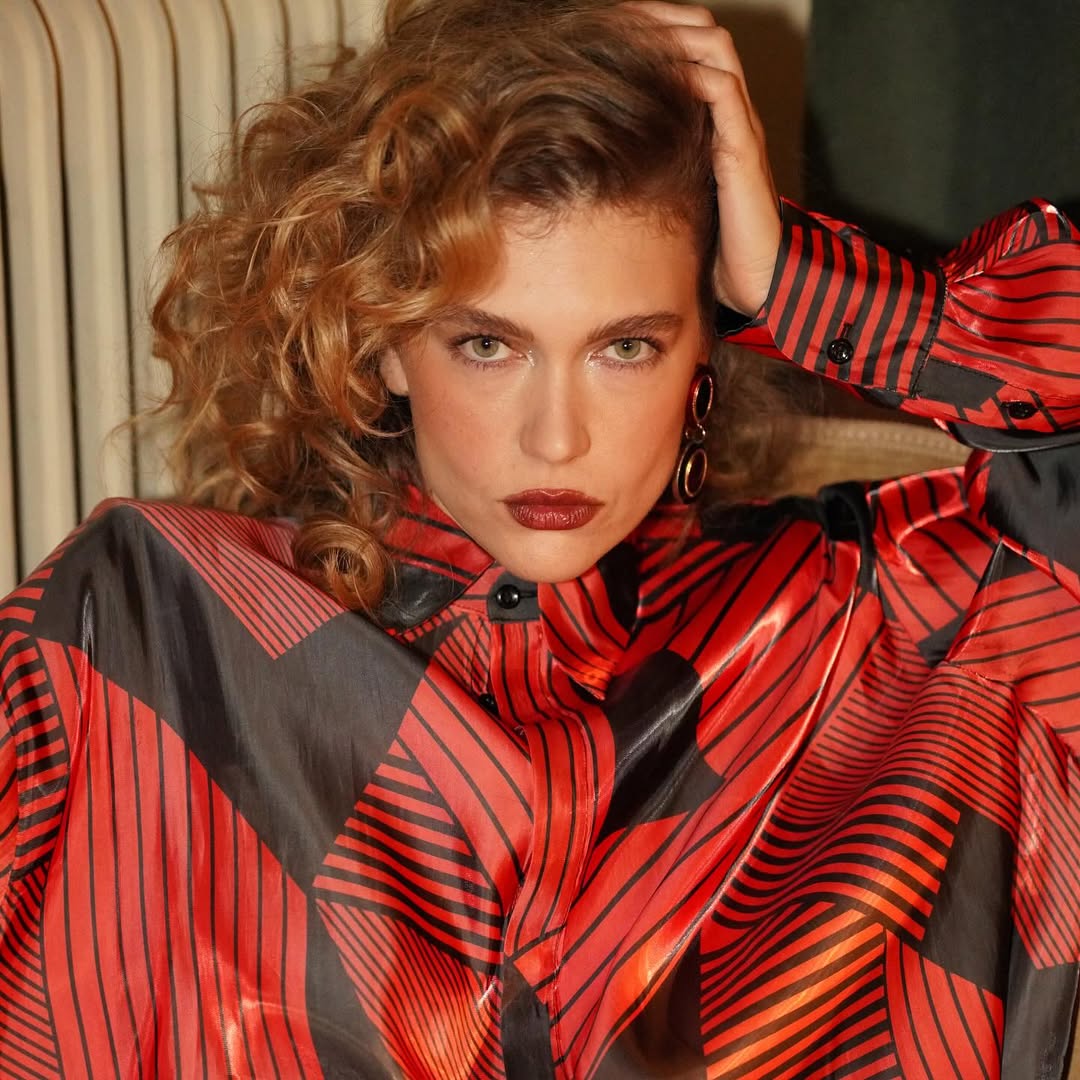 H Κλέλια Ανδριολάτου μας δείχνει 3 υπέροχα χτενίσματα για το ρεβεγιόν 3