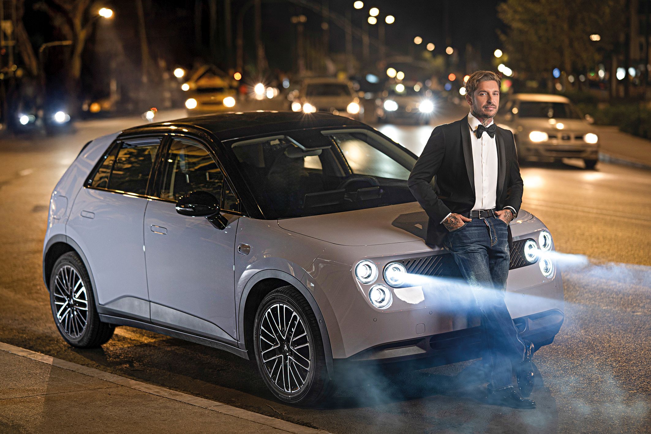 O Χρήστος Μοίρας κάνει βόλτα στη νυχτερινή Αθήνα και μας μιλά για τη διαδρομή του στη γαστρονομία 1