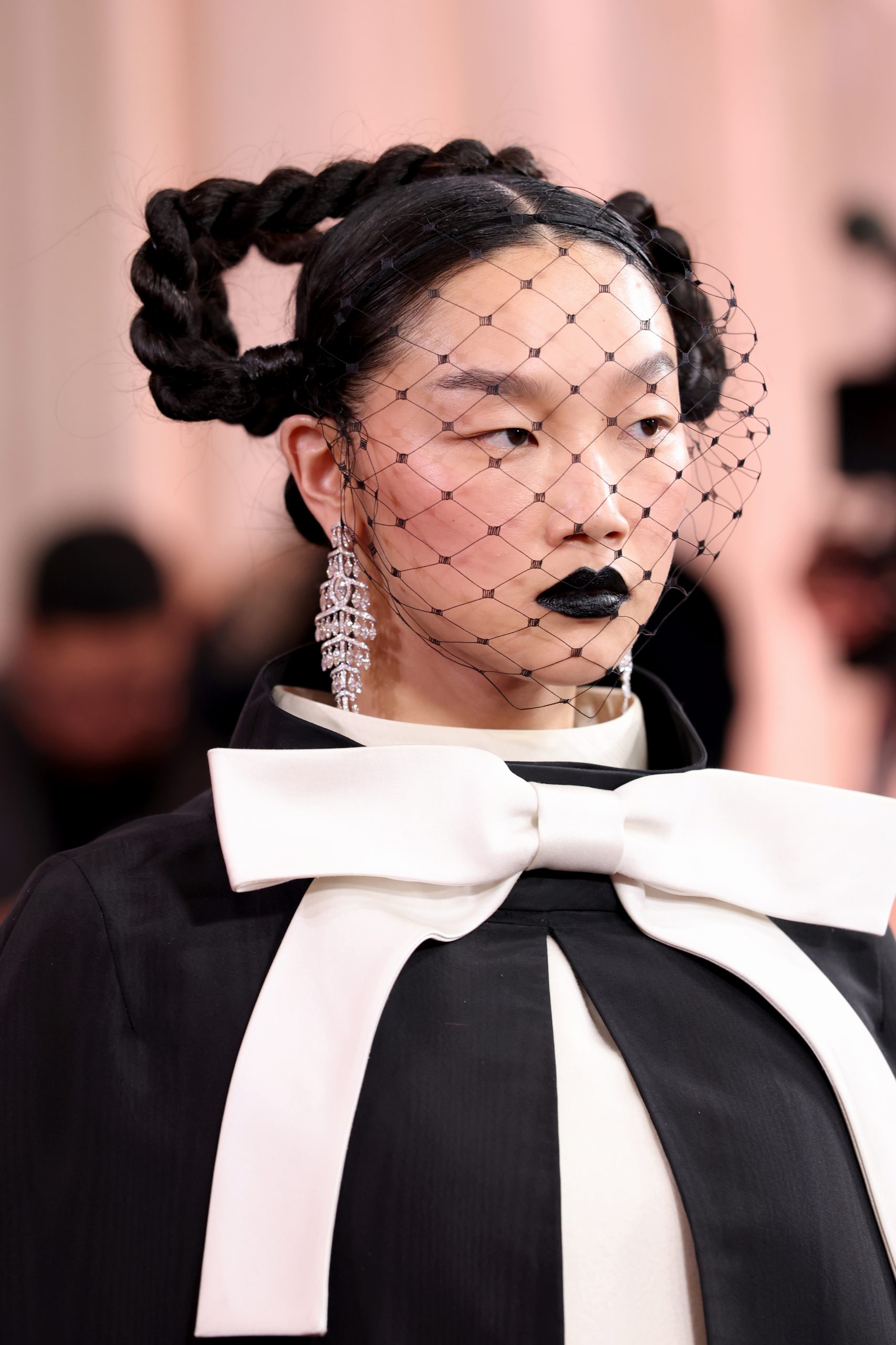 Χρυσές Σφαίρες 2026: Τα πιο εντυπωσιακά beauty looks της λαμπερής βραδιάς 9