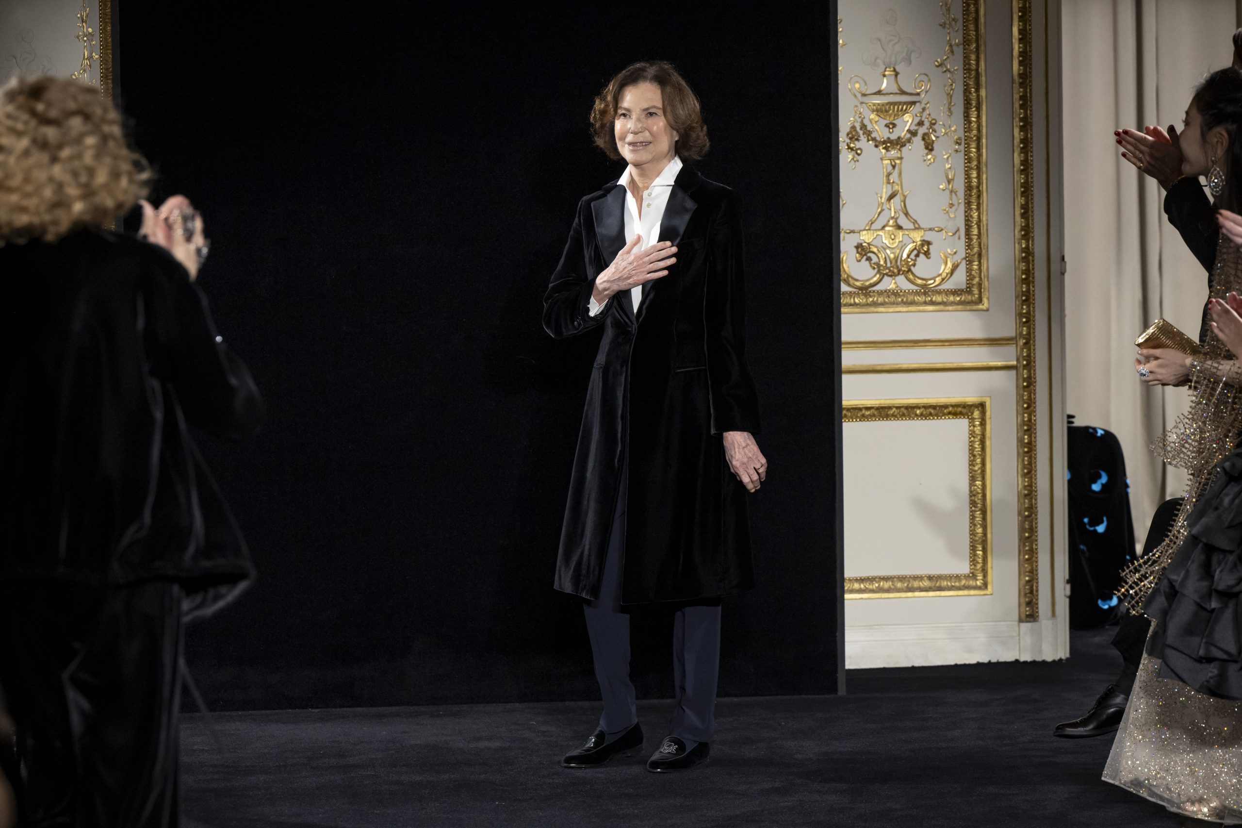 Silvana Armani: Ποια είναι η ανιψιά του διάσημου σχεδιαστή που παρουσίασε την πρώτη της συλλογή Armani Privé 1