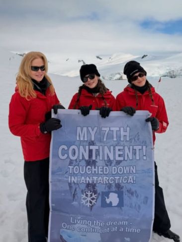 Nicole Kidman: Εξερεύνηση στην Ανταρκτική μαζί με τις δύο κόρες της 2