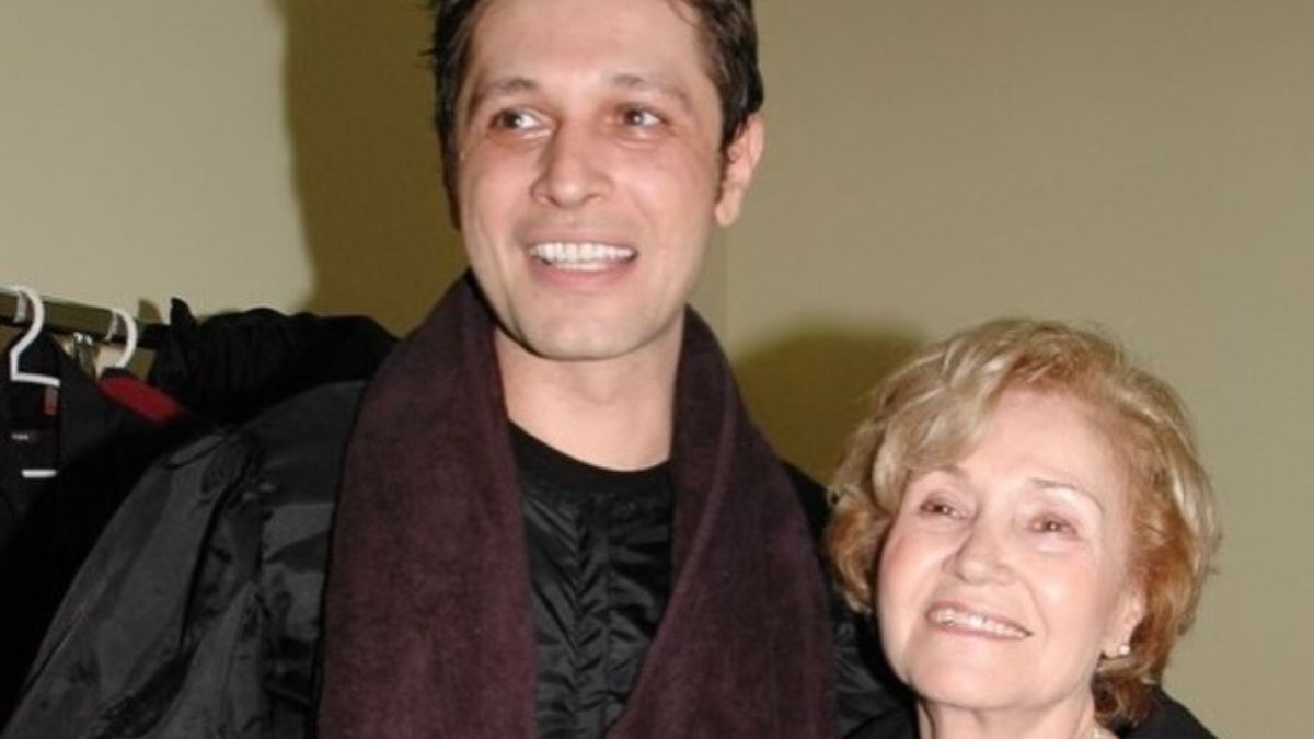 Αιμίλιος Χειλάκης: Πέθανε η μητέρα του – Η συγκινητική ανάρτηση και το δύσκολο ξεκίνημα του 2026 1