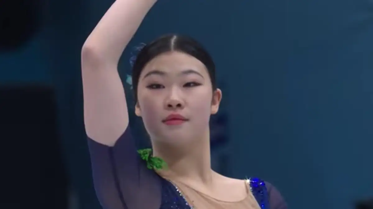 «Αστερομάτα» on ice: Η αθλήτρια καλλιτεχνικού πατινάζ από την Κίνα που μάγεψε το κοινό με το κομμάτι της Klavdia