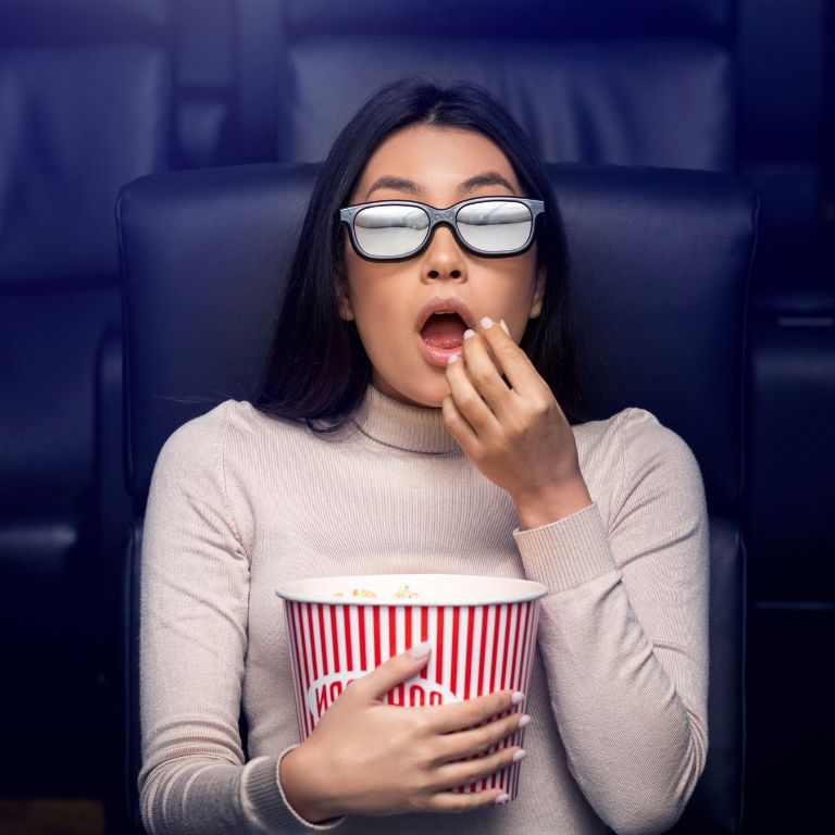 Πώς να οργανώσετε το απόλυτο solo date night για τον Άγιο Βαλεντίνο 3