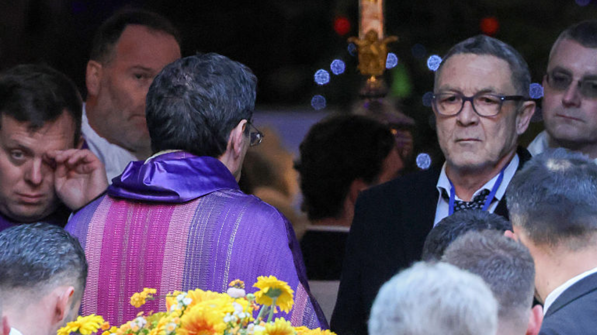 Brigitte Bardot: Η σπάνια εμφάνιση του μοναχογιού της, Nicolas-Jacques Charrier στην κηδεία της