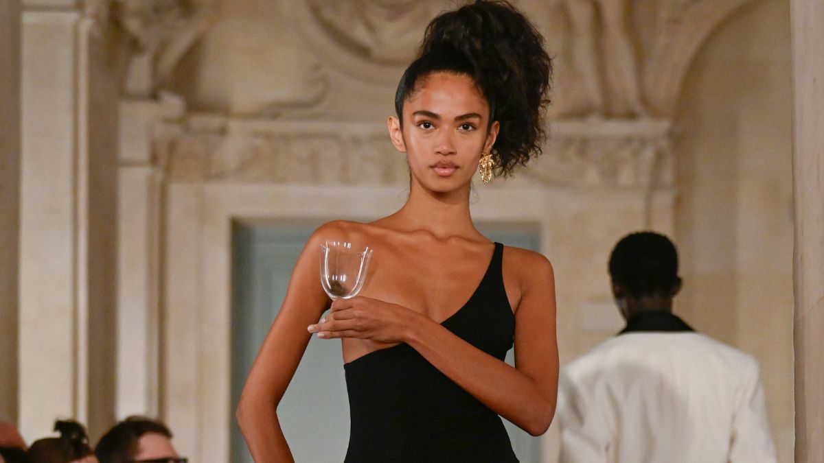 Jacquemus: To show – επιστροφή εκεί που ξεκίνησαν όλα και η συλλογή αφιερωμένη στην Paloma Picasso 1