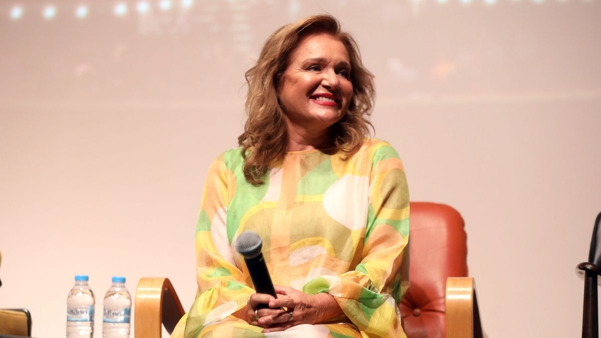 Μαρία Καβογιάννη: Γενέθλια στο σπίτι της στον Βύρωνα με φίλους, κλαρίνα και αληθινή συγκίνηση