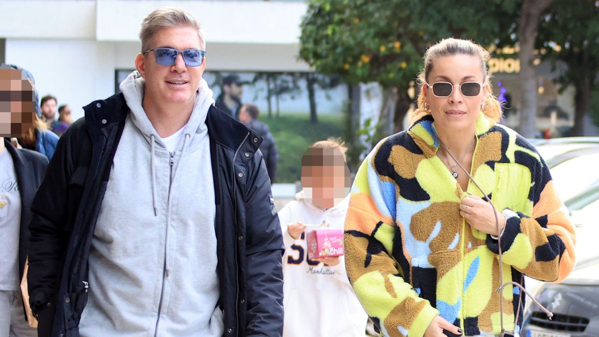 Με chic αθλητικό ντύσιμο η Μαριέττα Χρουσαλά και ο Λέων Πατίτσας στην πρωινή τους βόλτα 1