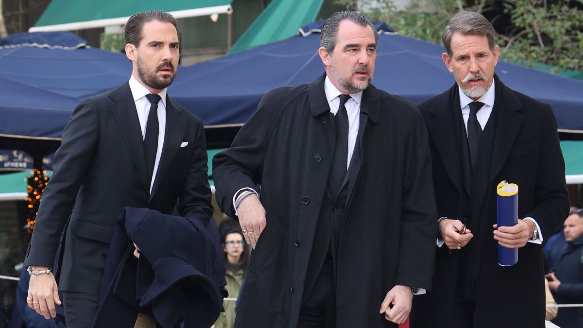 Πριγκίπισσα Ειρήνη: Στη Μητρόπολη Αθηνών πλήθος γαλαζοαίματων και προσωπικοτήτων για το τελευταίο αντίο 1