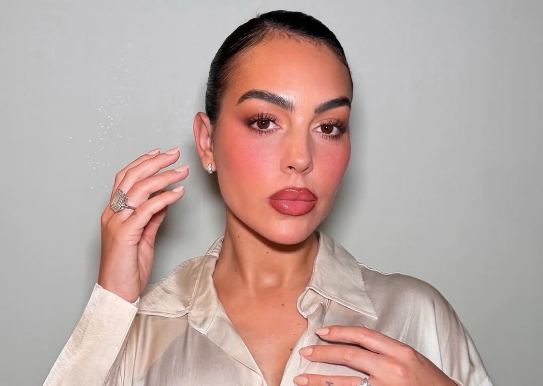 Georgina Rodríguez: O Δημήτρης Γιαννέτος επιμελήθηκε (και πάλι) το χτένισμά της και το αποτέλεσμα είναι iconic